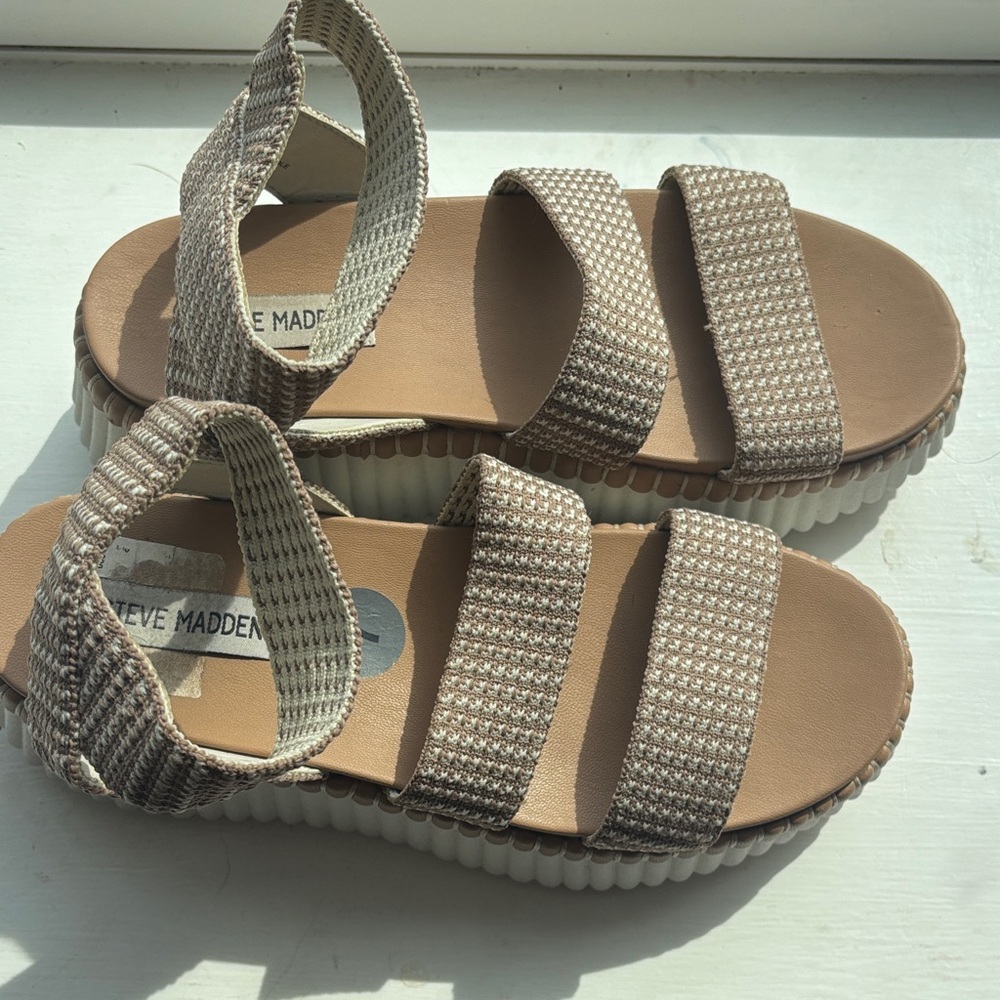 Steve Madden Ki Beige Woven Strap Sandals